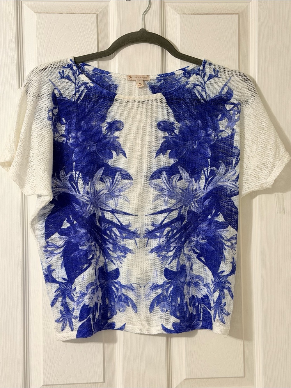 White Short-Sleeve Tee with Blue Floral Mirror Print